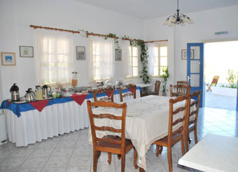 Salle de petit déjeuner de l'hôtel Aphrodite