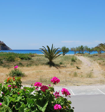 Hotel in Sifnos by the sea