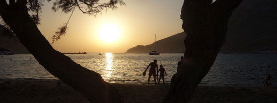 Enchanting colors of the sunset in Kamares Sifnos